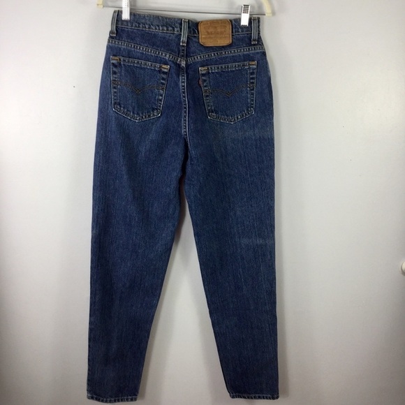 Vintage 90’s Red Tab Levi’s Mom Jeans - Picture 2 of 7